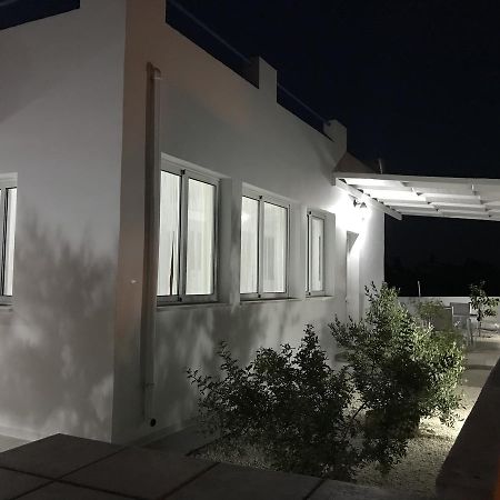 בורוקליני Alcyone Beach House מראה חיצוני תמונה